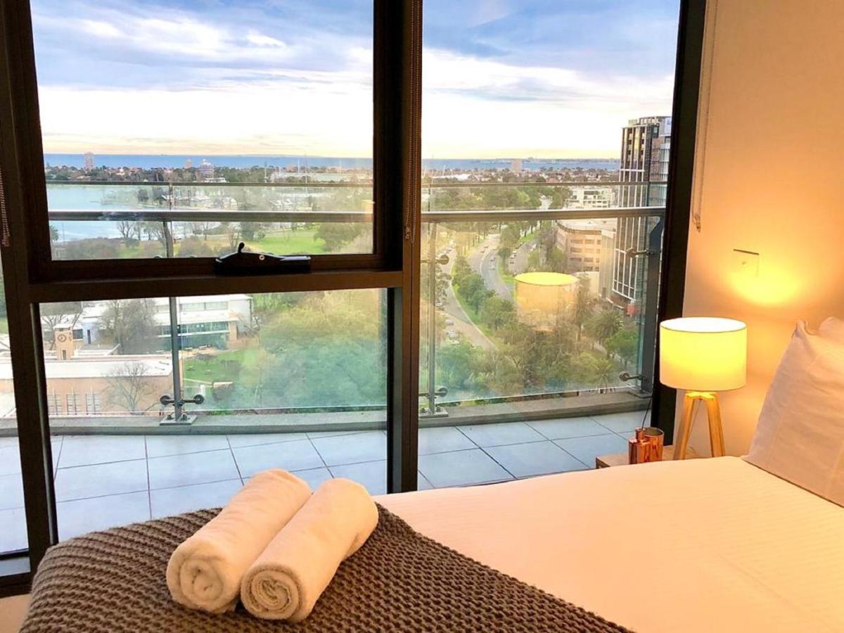 Readyset Apartments At Emerald Melbourne Exteriér fotografie