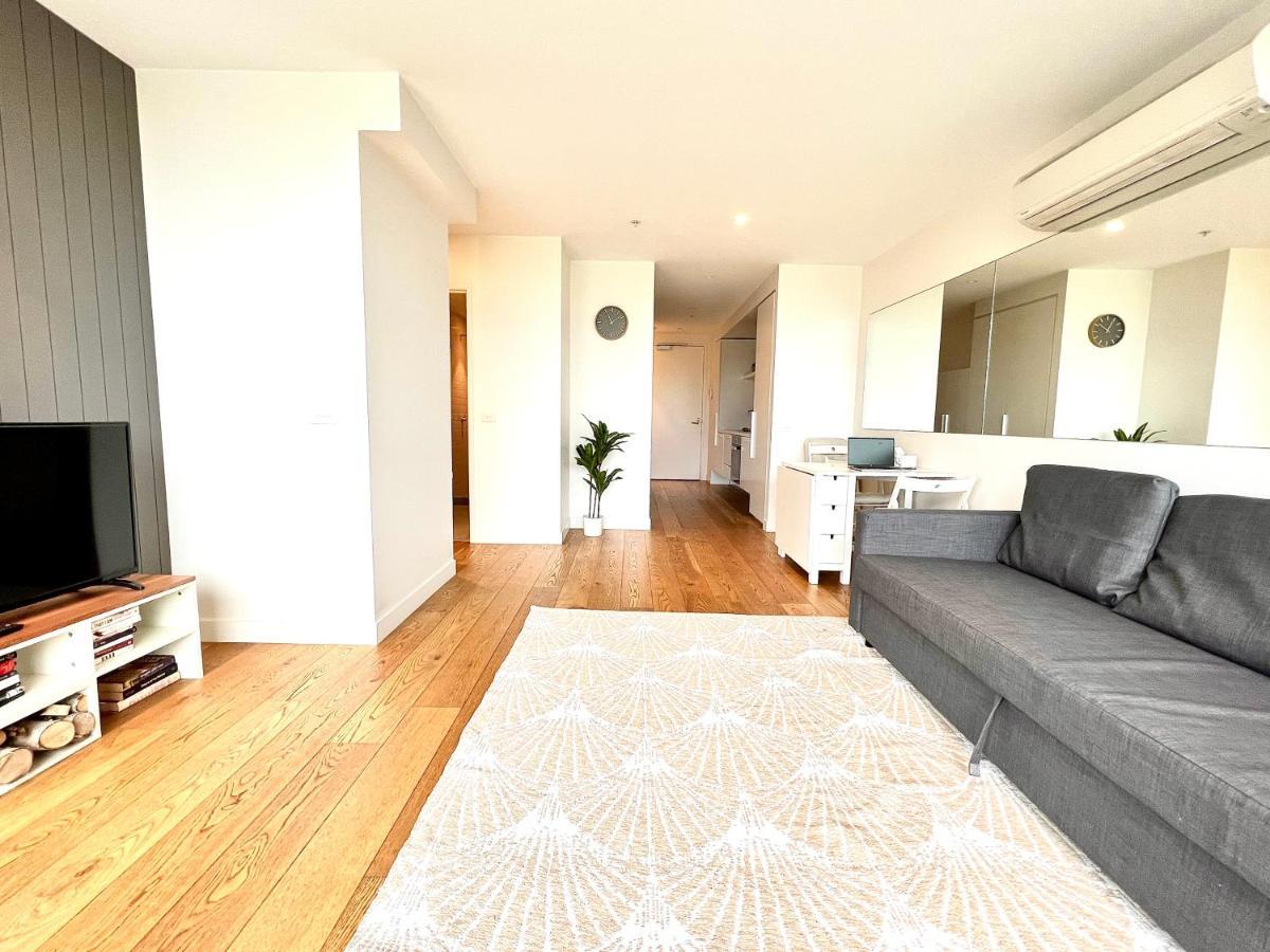 Readyset Apartments At Emerald Melbourne Exteriér fotografie